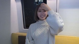 無抵抗で陰湿オヤジに汚されっぱなし…無口で、巨乳で、都合のいいムチムチJ乳肉オナホ 鷲尾めい